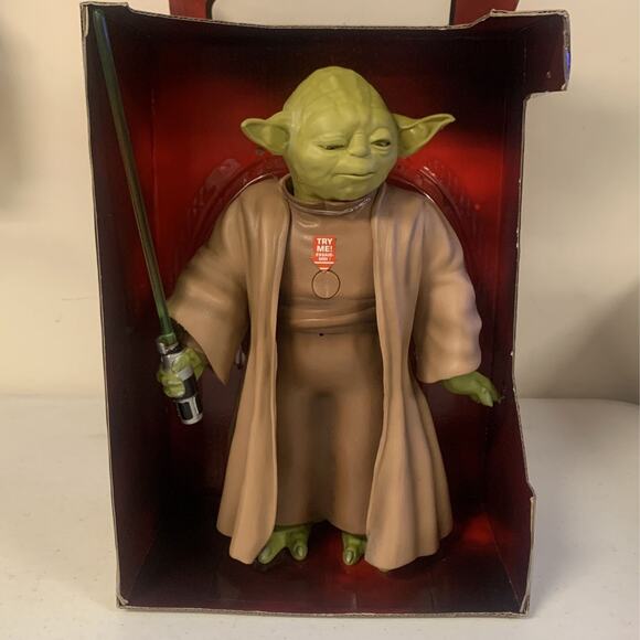 Disney Star Wars Talking Yoda Action Figure, 10" Tall - Picture 5 of 8